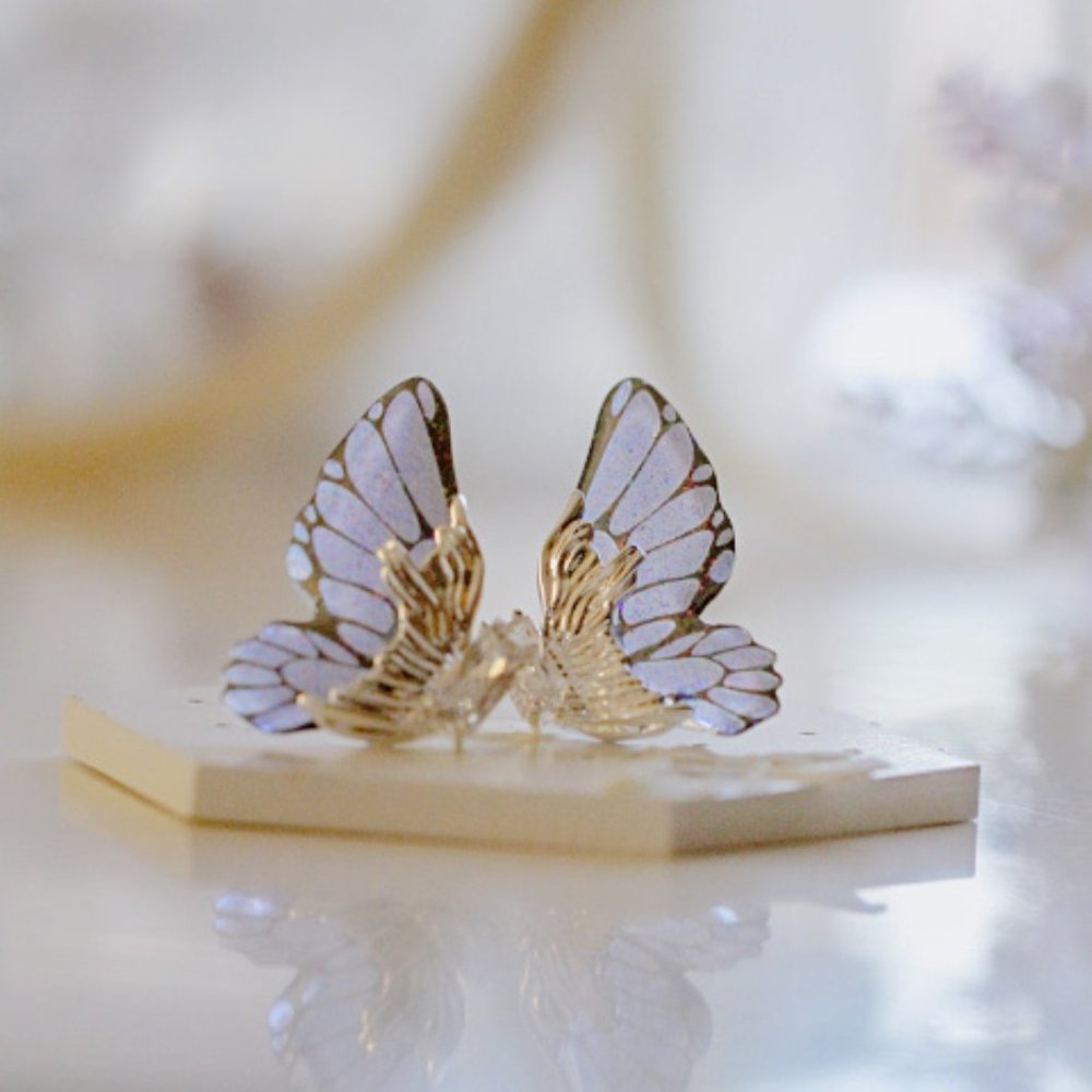 Elegant Dangle Butterfly Earrings Studs Crystal Beautiful Animal Earrings Studs